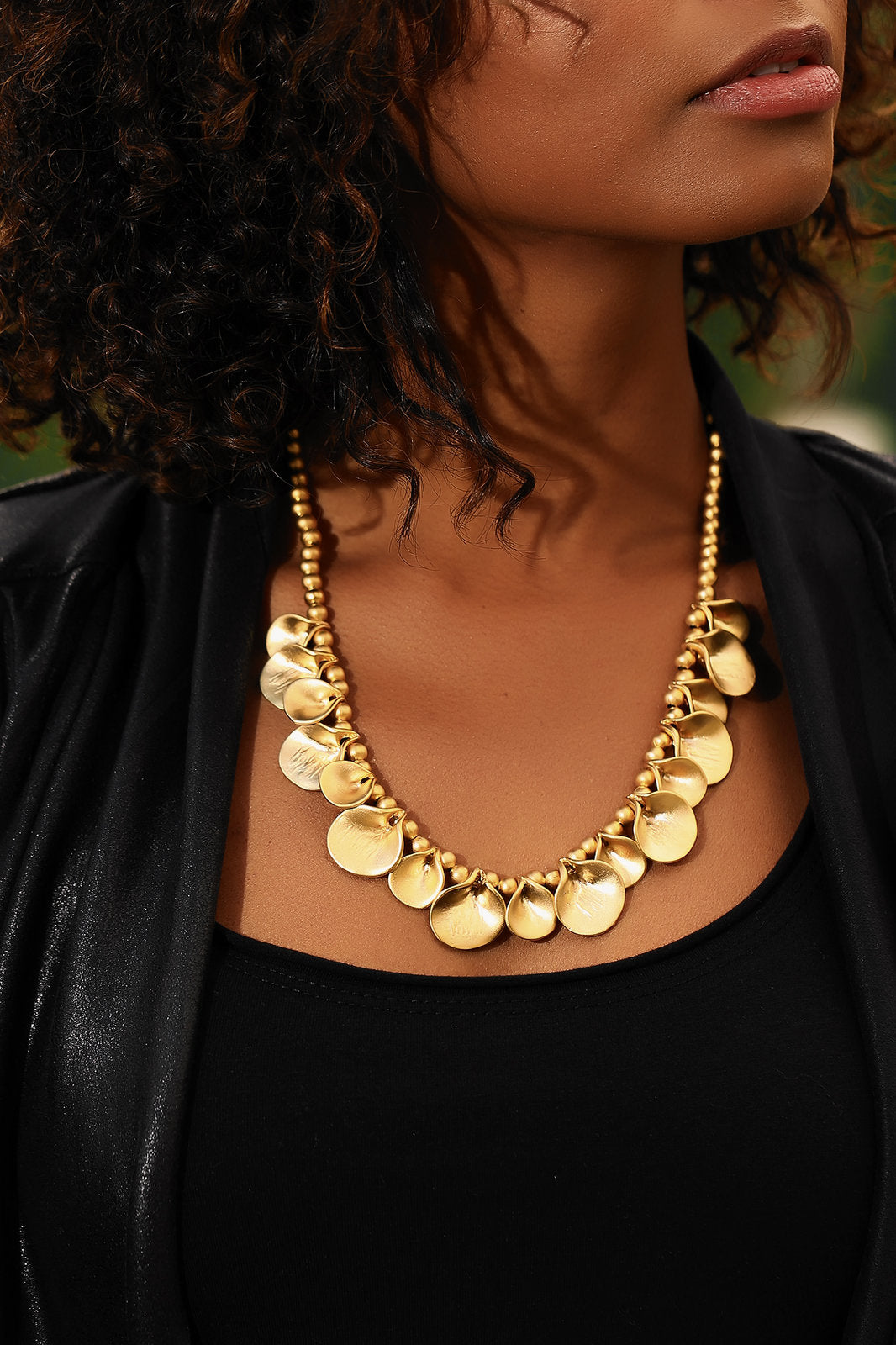 NECKLACE GOLD AMARYLLIS