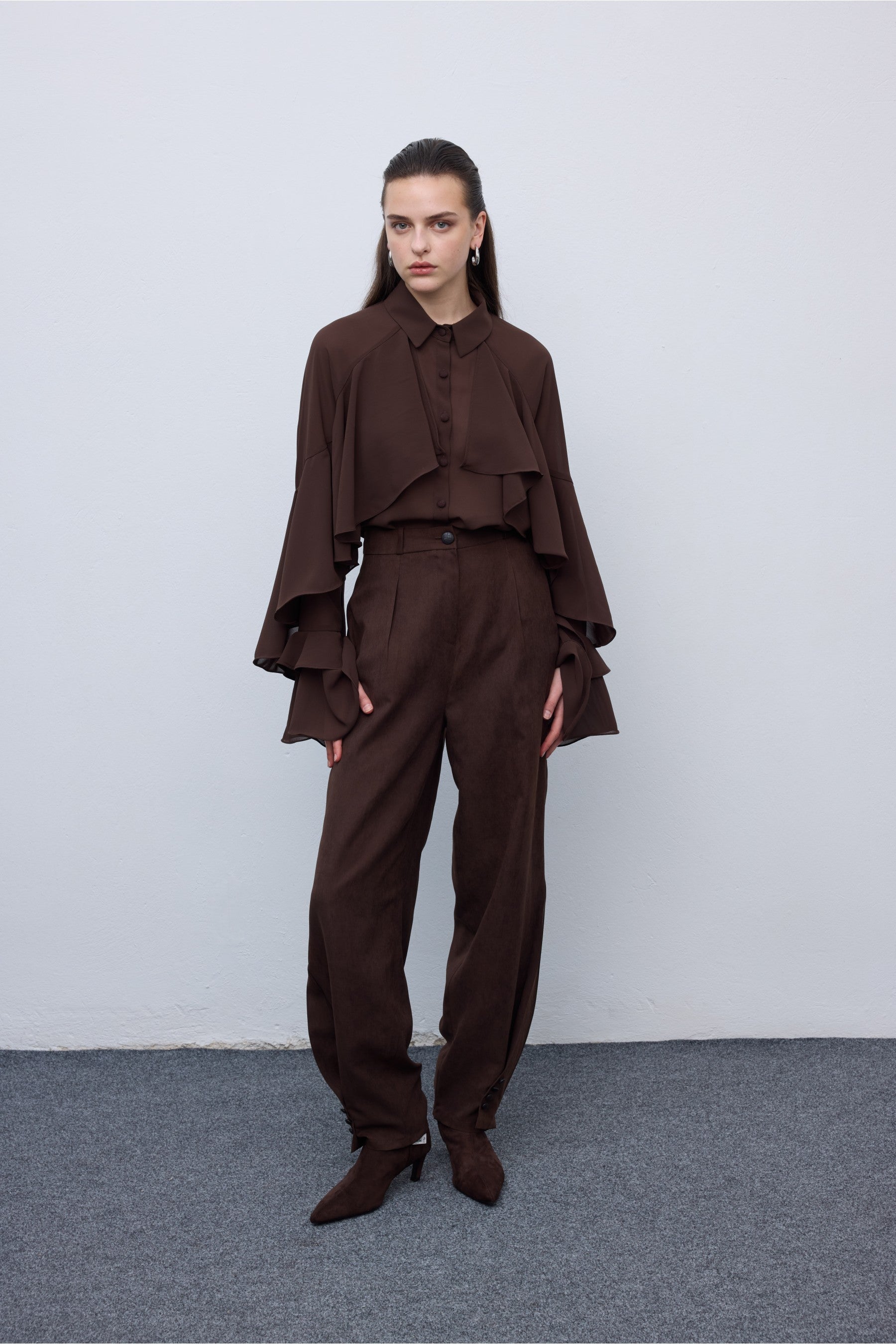 RUFFLE SHIRT BROWN