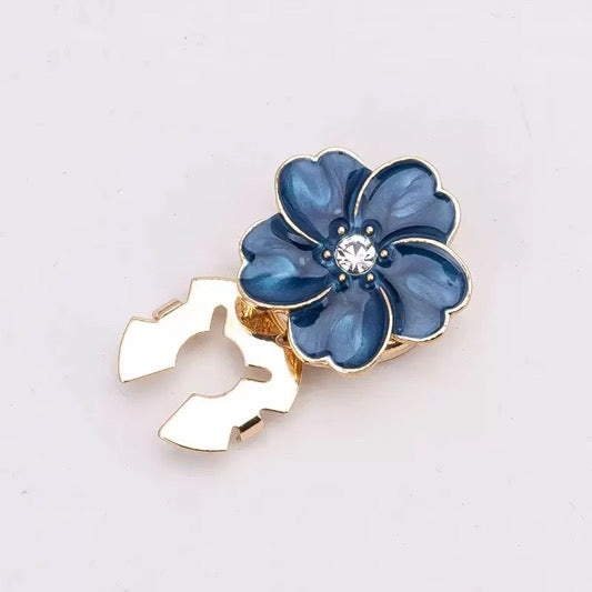 CLIP BUTTON BLUE FLOWER
